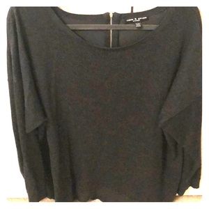 Light weight sweater